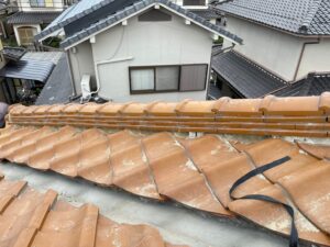 近江八幡市にておこなった雨樋修理・漆喰工事の様子　漆喰の劣化状況