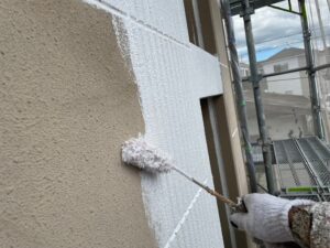 草津市にて行った屋根塗装・外壁塗装　外壁塗装の様子
